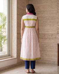 Ivory Printed Sleeveless Kurti Top 2